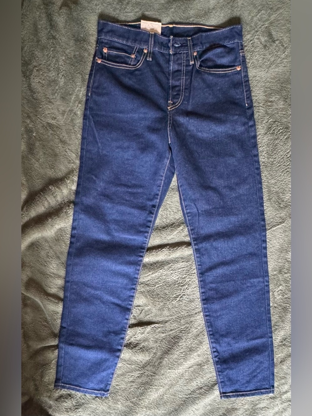 Levis Strauss Classic High-Rise Women's Jeans in Dark Blue Size 27